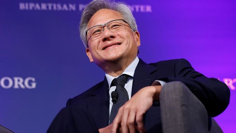 Nvidia advierte que EE. UU. podría perder la carrera de IA frente a China por regulaciones excesivas