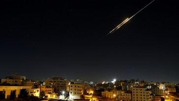 Escalada de ataques entre Israel e Irán continúa en medio de tensiones internacionales