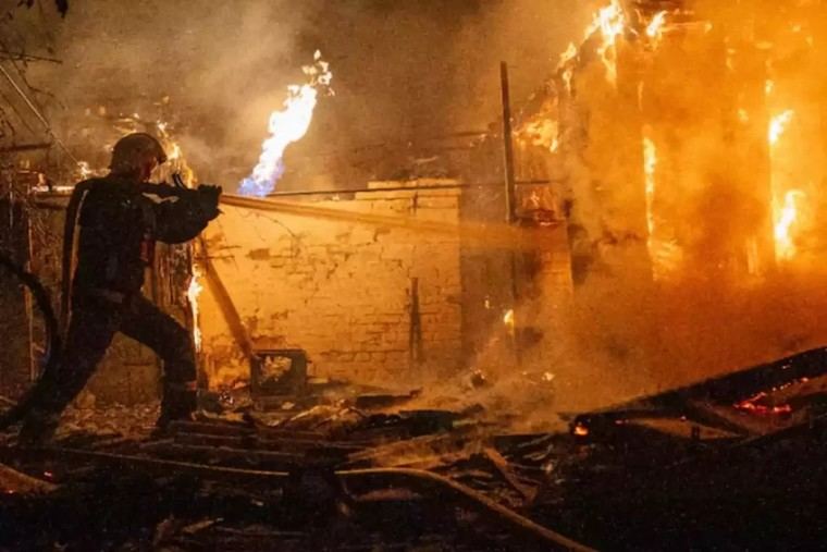 Nuevos ataques rusos en Ucrania causan muertes y heridos en Kharkiv y Sumy