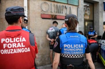 Operativo conjunto de Policía Foral y Municipal detiene a 460 personas en Pamplona