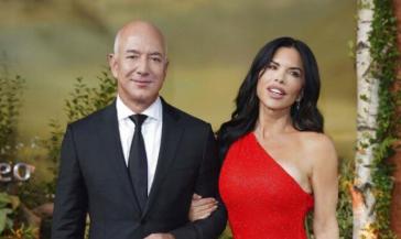 Jeff Bezos deja Seattle y se muda a Miami, donde fundó Amazon