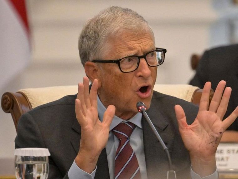 Bill Gates se muestra seguro de que el público lo absolverá de acusaciones de genocidio