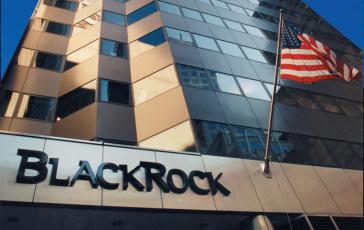 Un empleado de BlackRock alardea de manipular a políticos para beneficiarse de la guerra