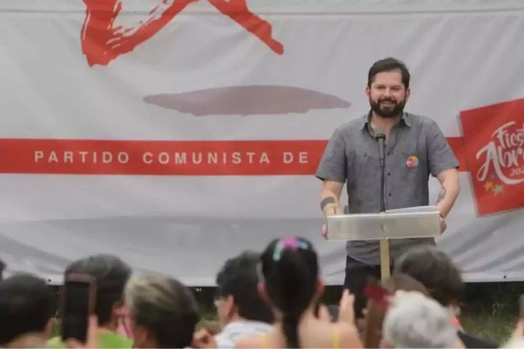 Boric y Kicillof dialogan tras violencia en partido de fútbol argentino