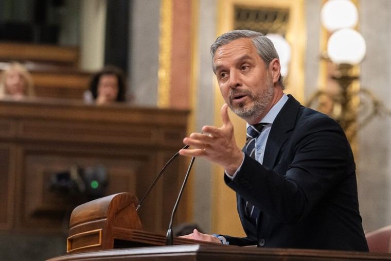 Bravo critica el aumento de cotizaciones a autónomos y llama a Montero 'ministra del infierno fiscal'