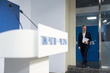 Bravo cuestiona al nuevo ministro de Hacienda sobre la presentación de presupuestos tras cinco años de incumplimientos