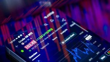 Aumento drástico en los precios del petróleo por conflicto en Oriente Medio