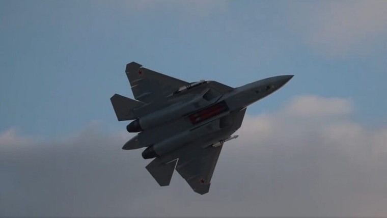 Cazas Su-57 y F-35 realizan exhibición virtual en Dubái