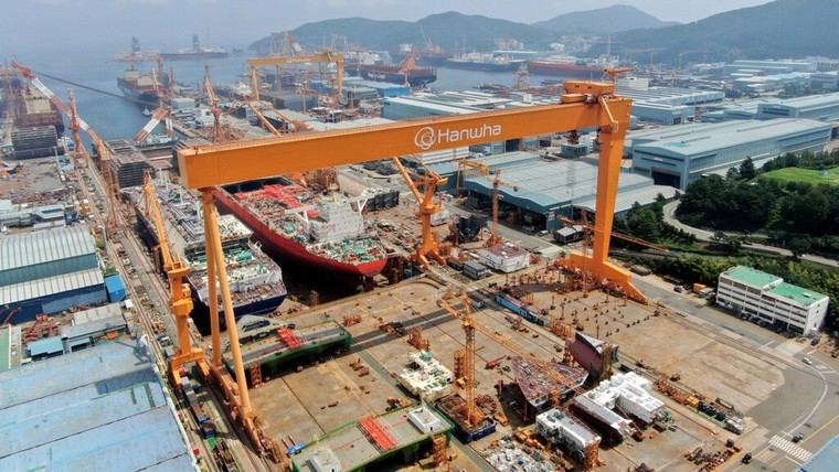 China sanciona a subsidiarias estadounidenses de constructor naval surcoreano