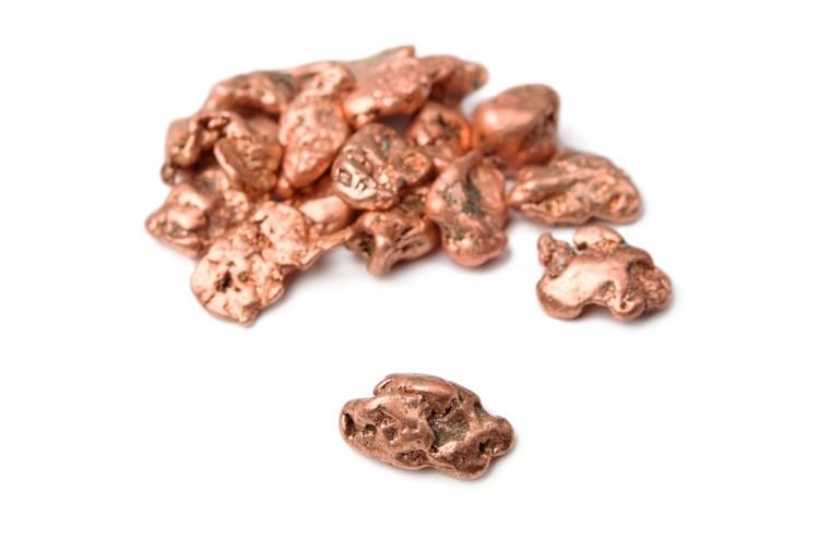 Aumento de reservas de cobre en China genera preocupación por crisis global de suministro