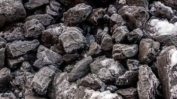 Aumento del interés en el carbón tras crisis energética por conflicto en Oriente Medio