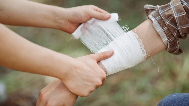 Curso intensivo de cuidados de heridas en zonas remotas
