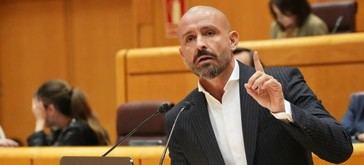 De los Santos critica a Alegría por ignorar sus responsabilidades en favor de Sánchez