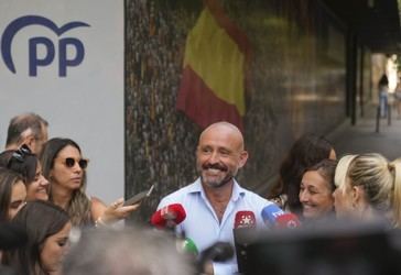 De los Santos critica a Pilar Alegría por su gestión y acusaciones sobre jubilados