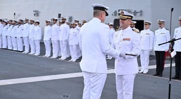 Relevo de mandos en la Armada: un símbolo de su capacidad expedicionaria