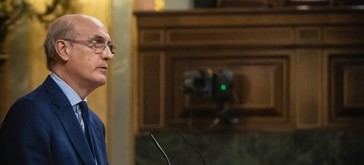 Delgado exige al Gobierno apoyo para ciberseguridad y sostenibilidad en la aviación