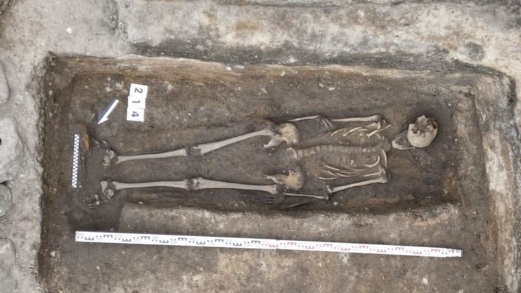 Restos de un caballero medieval hallados en Gdansk, Polonia