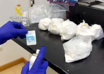 La Guardia Civil detiene a 27 personas en una operación contra la explotación sexual y el tráfico de drogas
