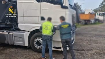 Desmantelada una gran estafa de vehículos industriales en Pontevedra