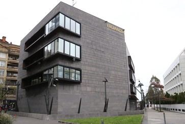 Hombre arrestado en San Sebastián por agredir a su expareja y violar orden de alejamiento