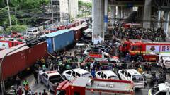 Maquinista de tren accidentado da positivo en drogas, según la policía tailandesa