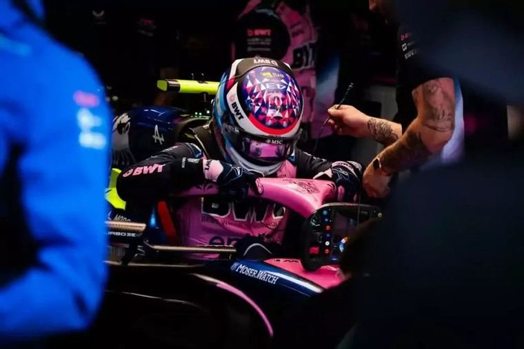 Colapinto se retira del GP de Gran Bretaña por fallas en su auto