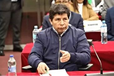 Pedro Castillo convoca a líderes latinoamericanos a "declarar la guerra" a EE.UU