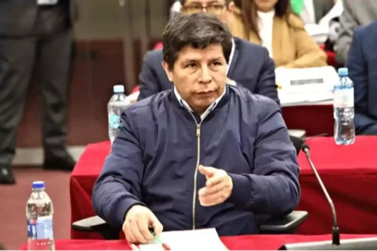 Pedro Castillo convoca a líderes latinoamericanos a 'declarar la guerra' a EE.UU