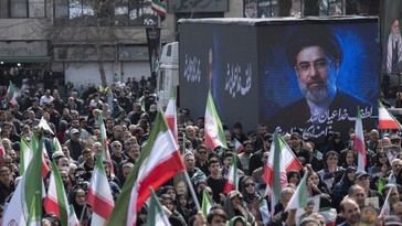 Jamenei insta a los países del Golfo a unirse contra EE.UU. e Israel