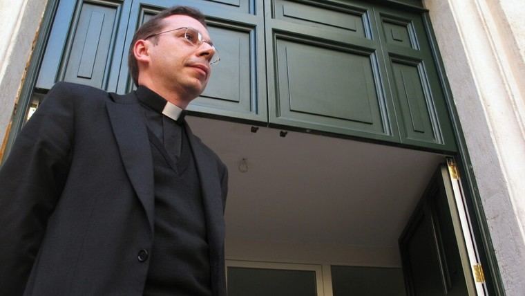 Investigación contra líder del Opus Dei por explotación de mujeres en Argentina