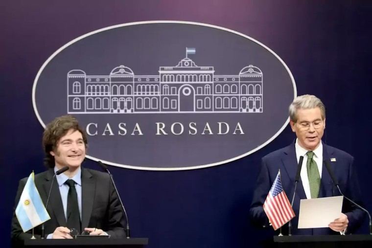 Javier Milei recibirá el Global Citizen Award de manos del secretario del Tesoro de Trump