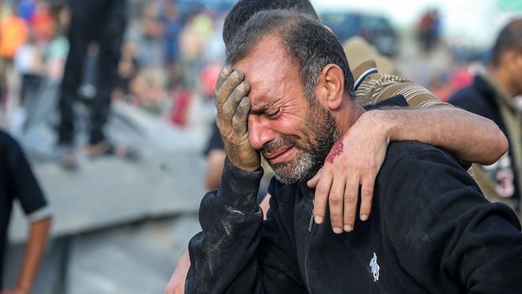 Crisis en Gaza: 135 palestinos muertos en un día por violencia y falta de ayuda