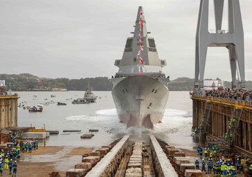 La Armada bota en Ferrol la fragata F-112 ‘Roger de Lauria’