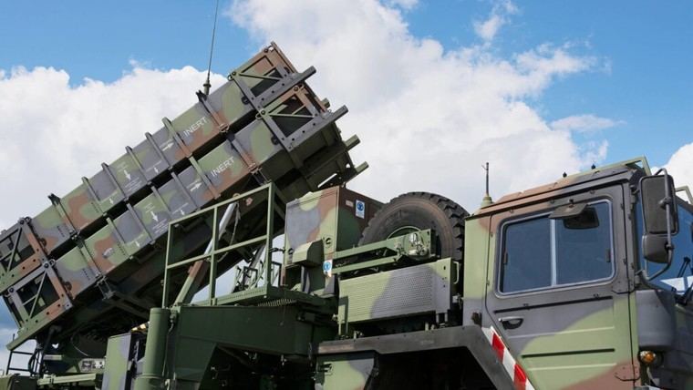 Países Bajos lidera financiamiento de armas estadounidenses para Ucrania en la OTAN