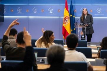 Ester Muñoz advierte sobre riesgos de la regularización masiva de inmigrantes en España