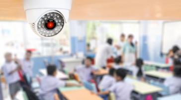 Las escuelas utilizan el reconocimiento facial y las tecnologías de IA para monitorear a los niños