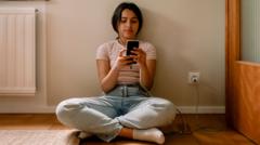 La UE planea limitar el acceso a redes sociales para menores de 15 años