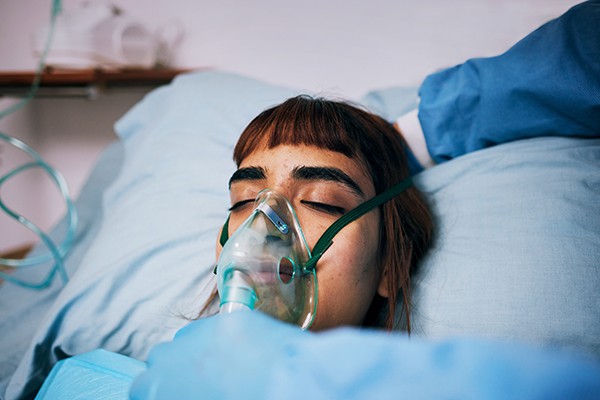 Investigación federal revela posible fraude en tratamientos de género infantil en hospitales importantes