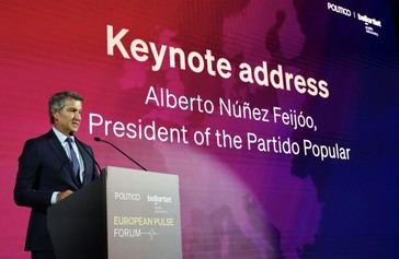 Feijóo alerta a Sánchez sobre la regularización de inmigrantes y sus consecuencias para la UE