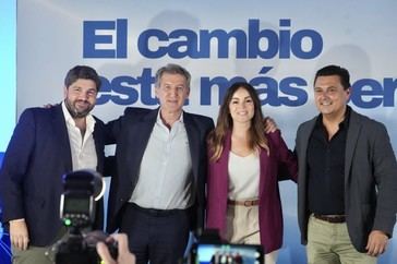 Feijóo critica la corrupción en el Gobierno de Sánchez y sugiere que tienen más imputados que diputados