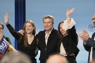 Feijóo critica al Gobierno por su doble discurso sobre la guerra y la recaudación