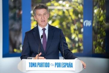 Feijóo acusa al PSOE de corrupción y lo califica como una 'organización criminal'