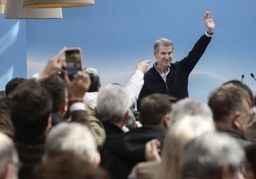 Feijóo critica el machismo en el sanchismo durante el 8M