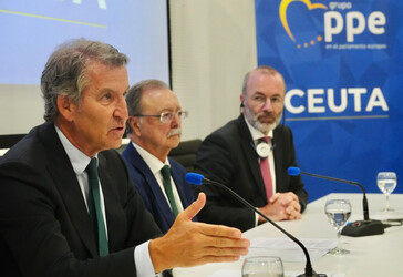 Feijóo solicita mayor apoyo de Frontex y fondos europeos para Ceuta