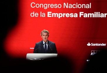 Feijóo promete recuperar la decencia en la gestión y reducir impuestos