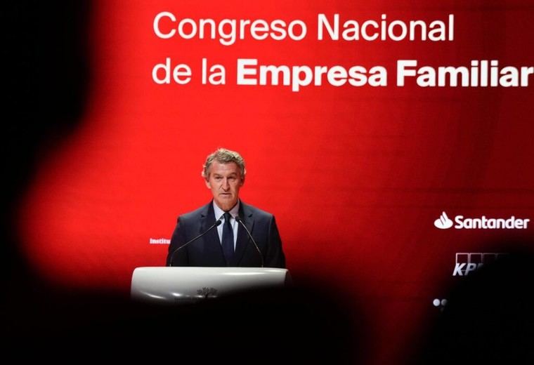 Feijóo promete recuperar la decencia en la gestión y reducir impuestos