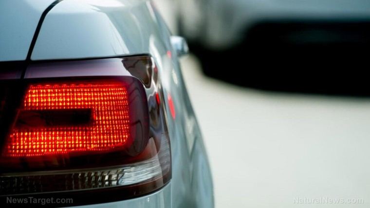 Ford llama a revisión 273,800 SUVs por defecto en frenos que podría aumentar el riesgo de accidentes
