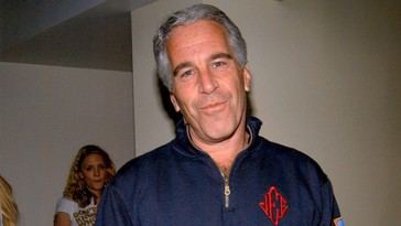 Misil iraní rinde homenaje a víctimas de Epstein