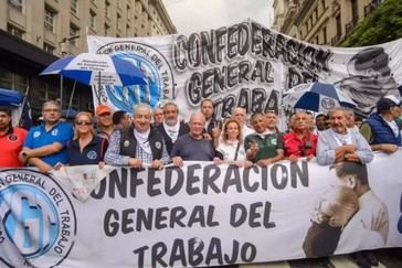 La marcha de la CGT no logró convocar a multitudes y se destacó un fuerte operativo de seguridad