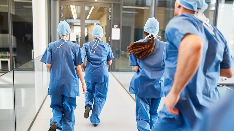 Francia se prepara para un aumento masivo de heridos en hospitales ante la amenaza de guerra